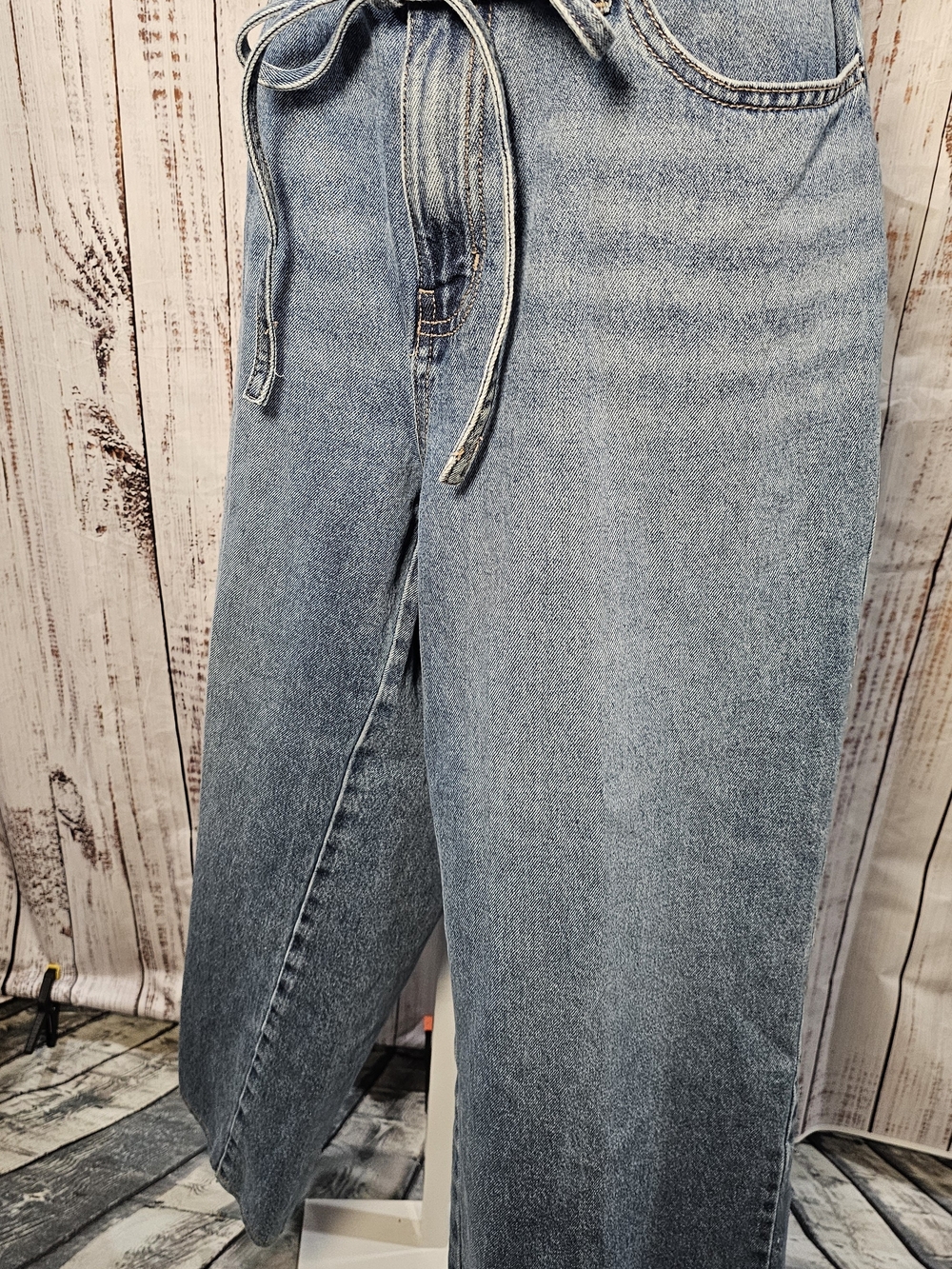 Marc New York Jeans Women's Size 12 Light Wash Tie Waist Wide Leg Cropped
